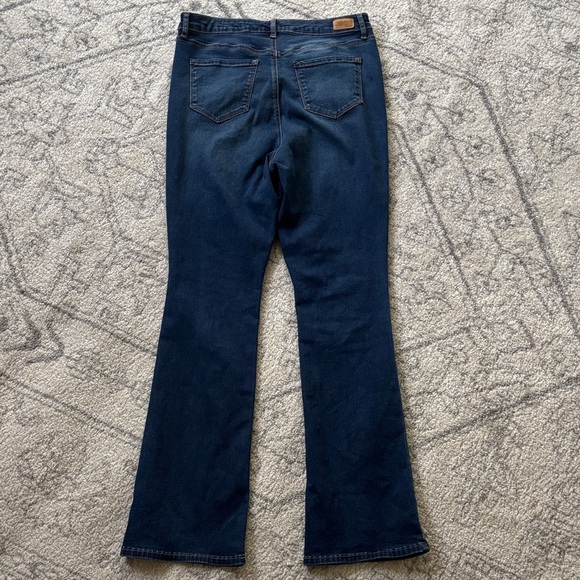 Sofia by Sofia Vergara Amaya Super High Rise Bootcut Dark Blue Jeans 12 - Picture 4 of 7